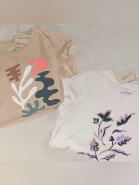 Universal Thread Graphic Tees - Set of 2